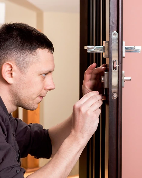: Professional Locksmith For Commercial And Residential Locksmith Services in Fair Oaks, CA