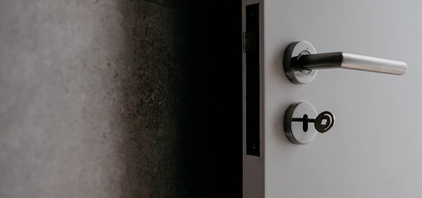 Front Door Handle Repair And Installation in Fair Oaks, CA